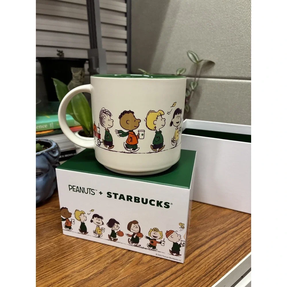 Starbucks x Peanuts Snoopy Mug 🎃🚀